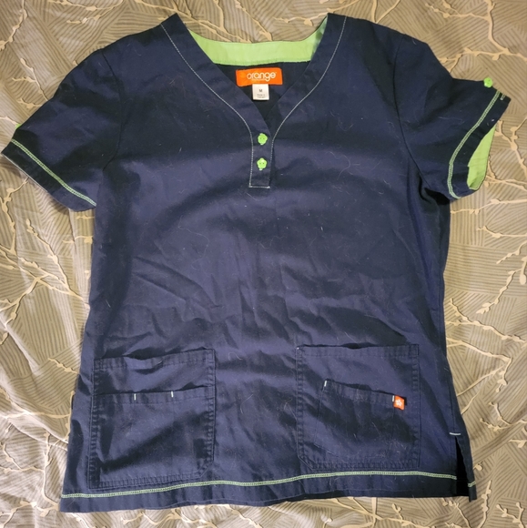 Scrub top - Picture 1 of 1